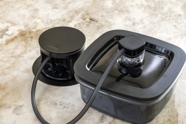 BORA Qvac vacuümsysteem en ingebouwde stroomvoorziening in luxe keukenblad